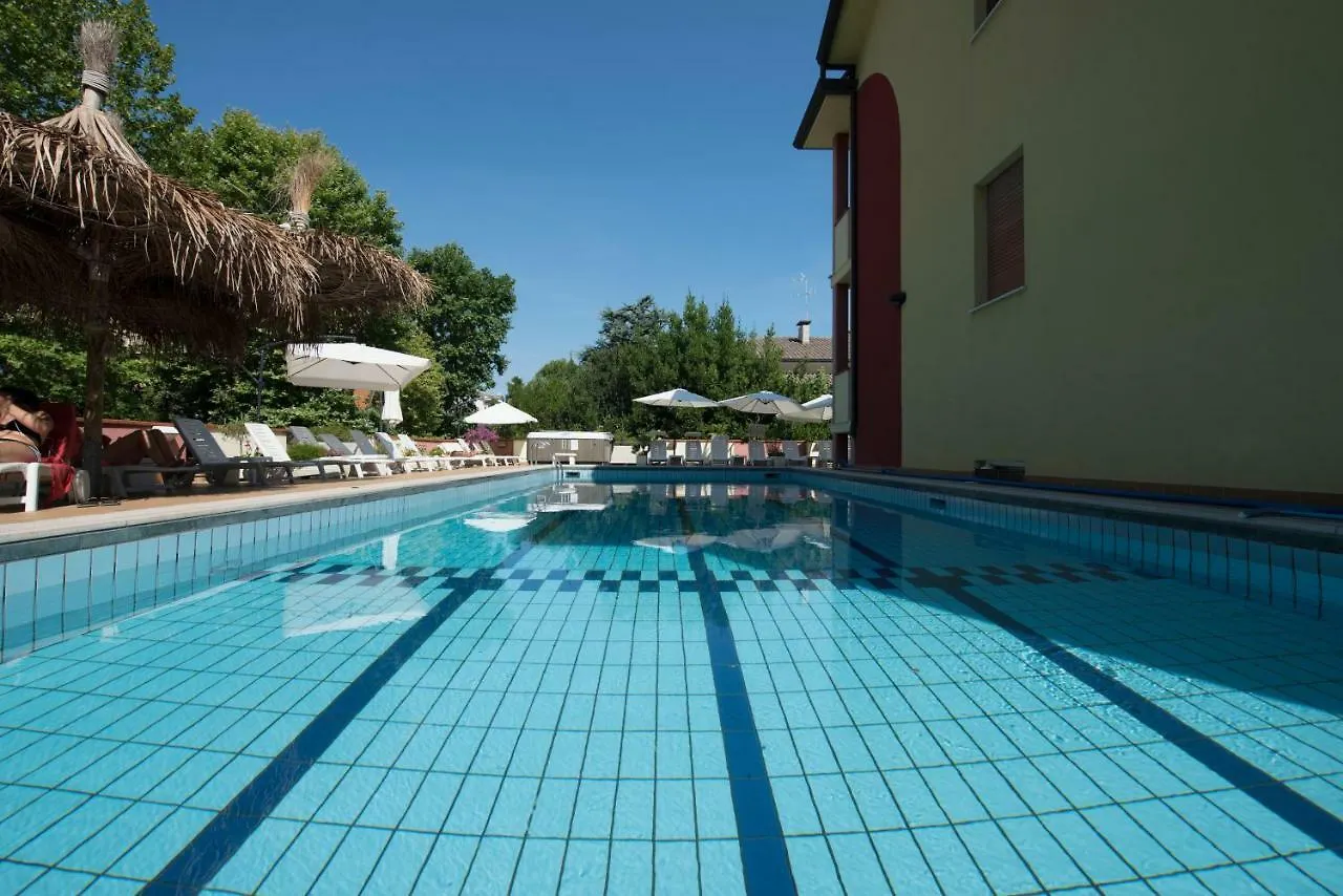 Elisabetta Hotel Cesenatico Italy