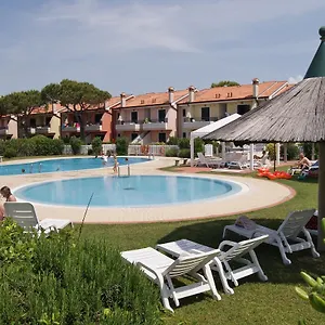 Apartment In Portosole E Tamerici Con Piscina-cavallino Treporti Cavallino-Treporti